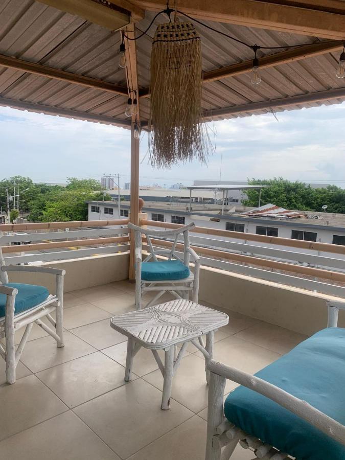 Reef Hostel Манта Екстер'єр фото