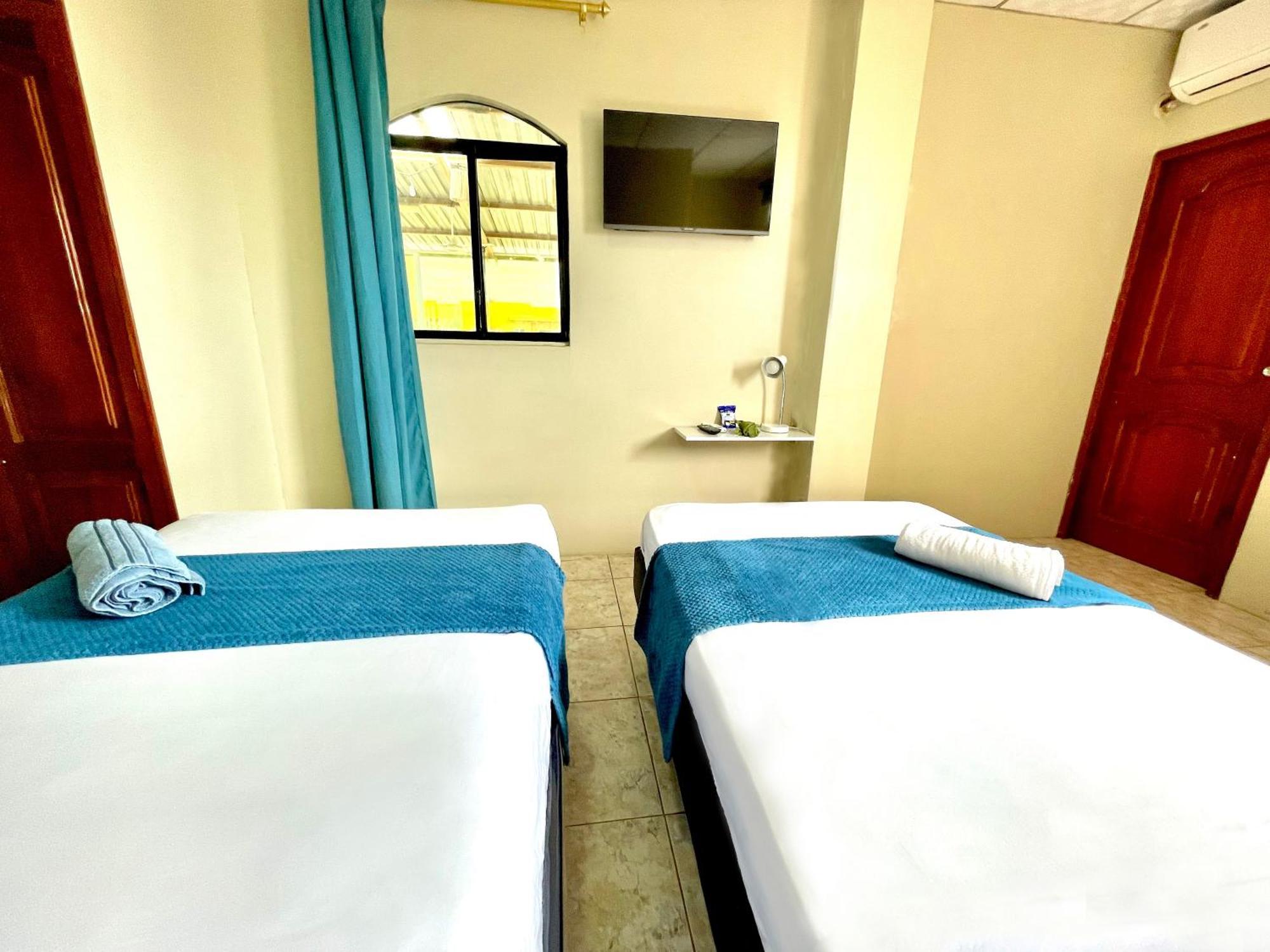 Reef Hostel Манта Екстер'єр фото