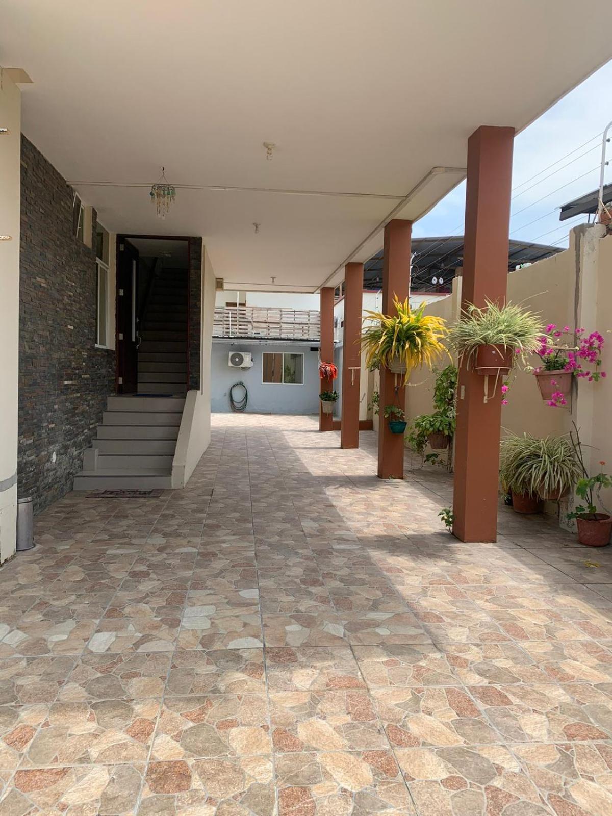 Reef Hostel Манта Екстер'єр фото